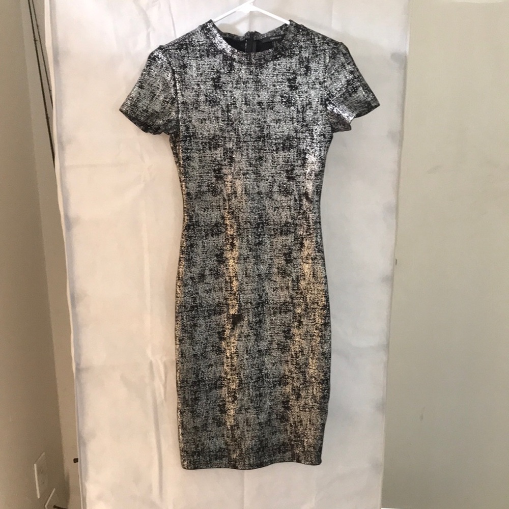 Forever 21 Black and Gray Textured Midi Dress